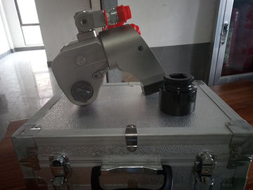 Whole set of  5PDTA  square drive hydraulic torque wrench , torque752- 7528N.m